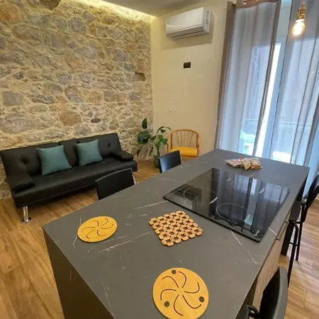 'irda Style House By Interhome Camerota